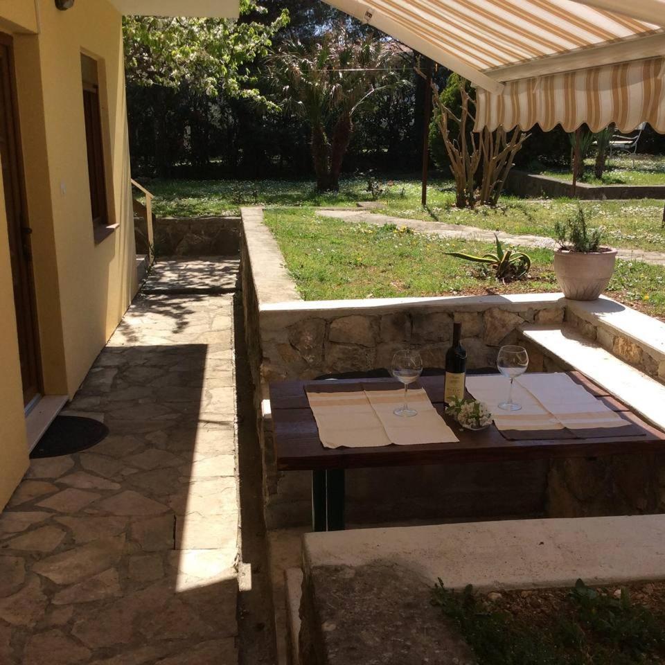 Mediterranean Holiday House & Apartments コトル エクステリア 写真