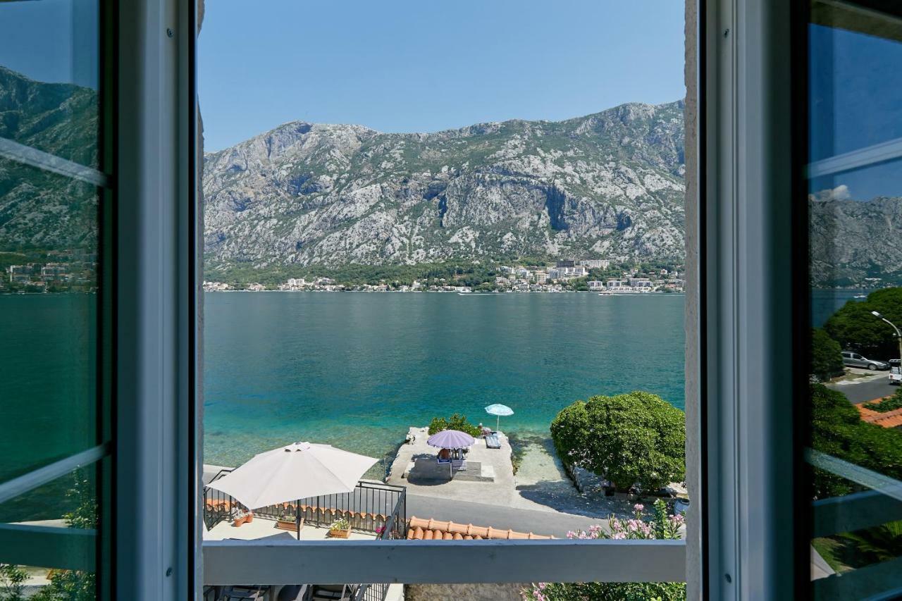 Mediterranean Holiday House & Apartments コトル エクステリア 写真